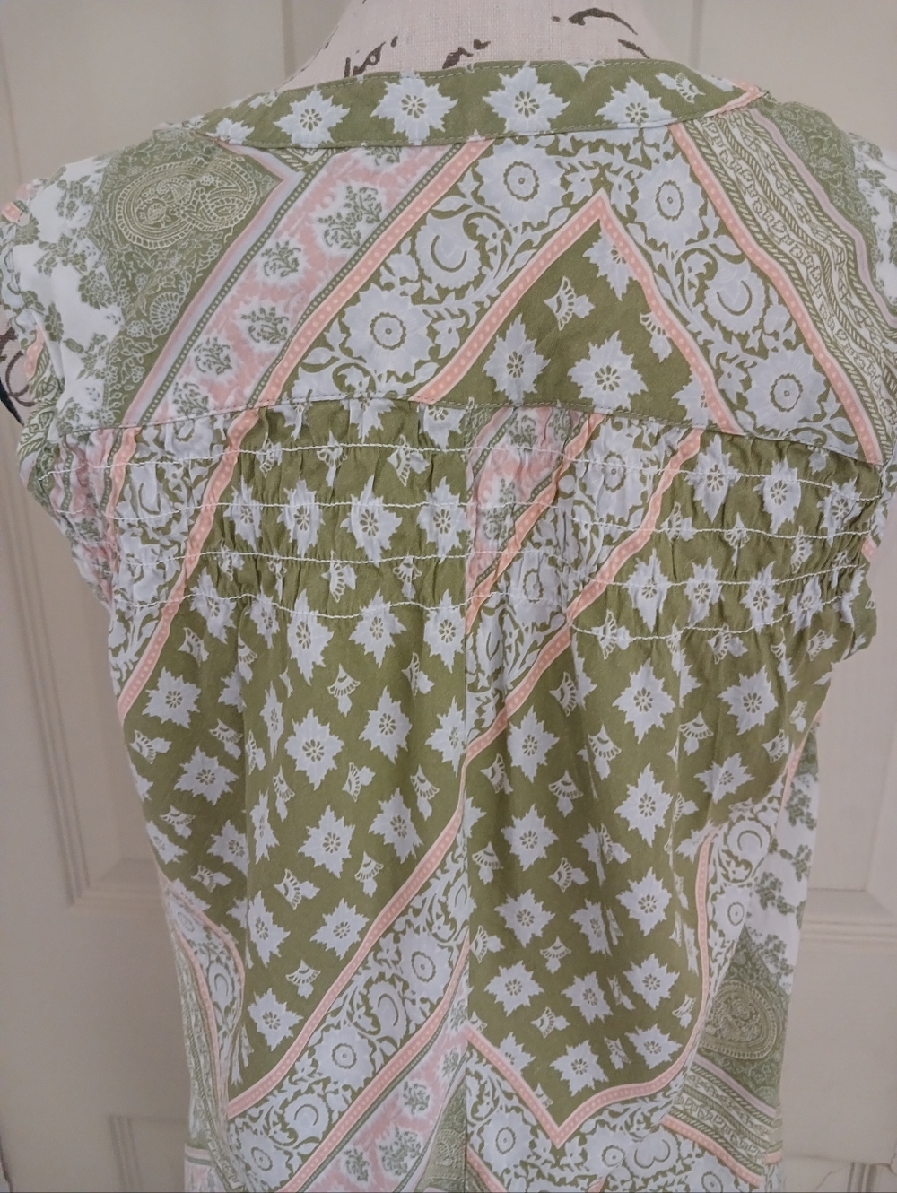 Aventura Eco Friendly Sleeveless Dress - Picture 2 of 3